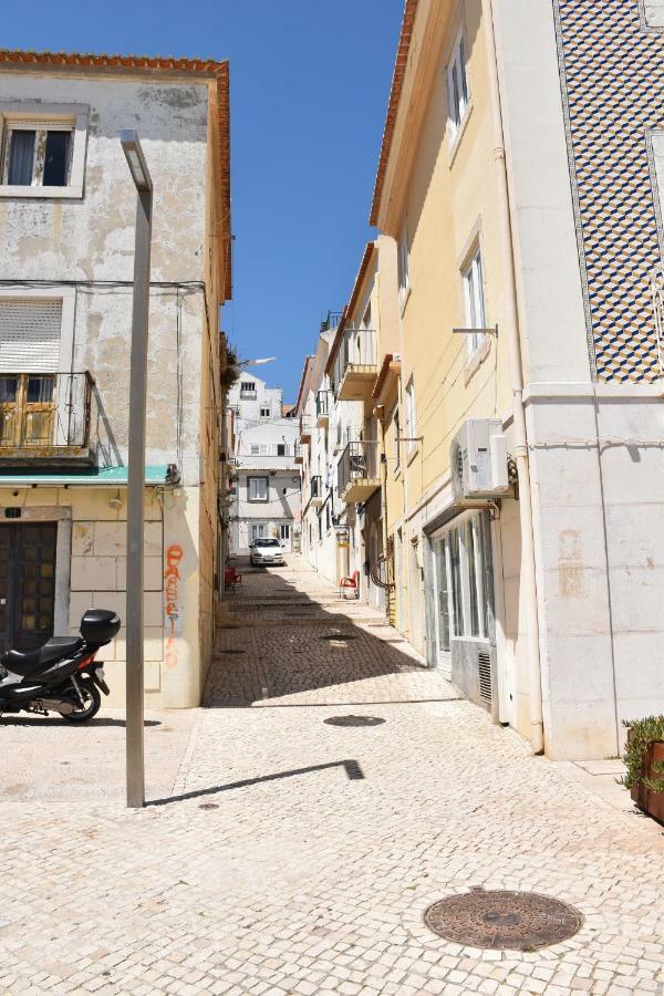 Home In The Sea Sesimbra Exterior photo